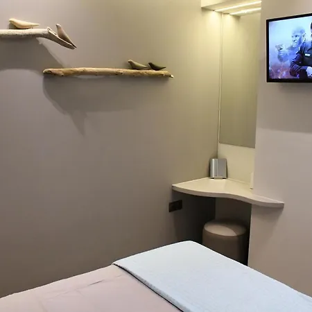 Phos Brand New Loft In Historical Historical Center Atény